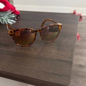 Fossil sunglasses